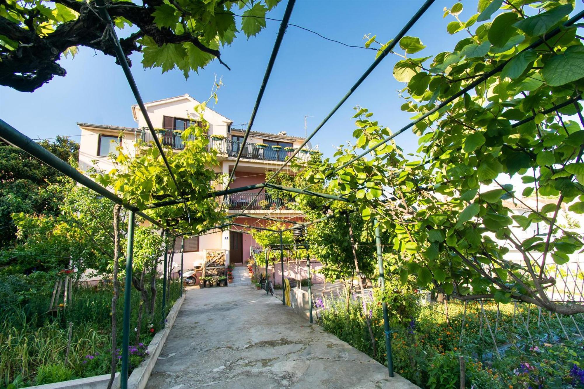 Apartments Green Garden Vodice Exterior photo